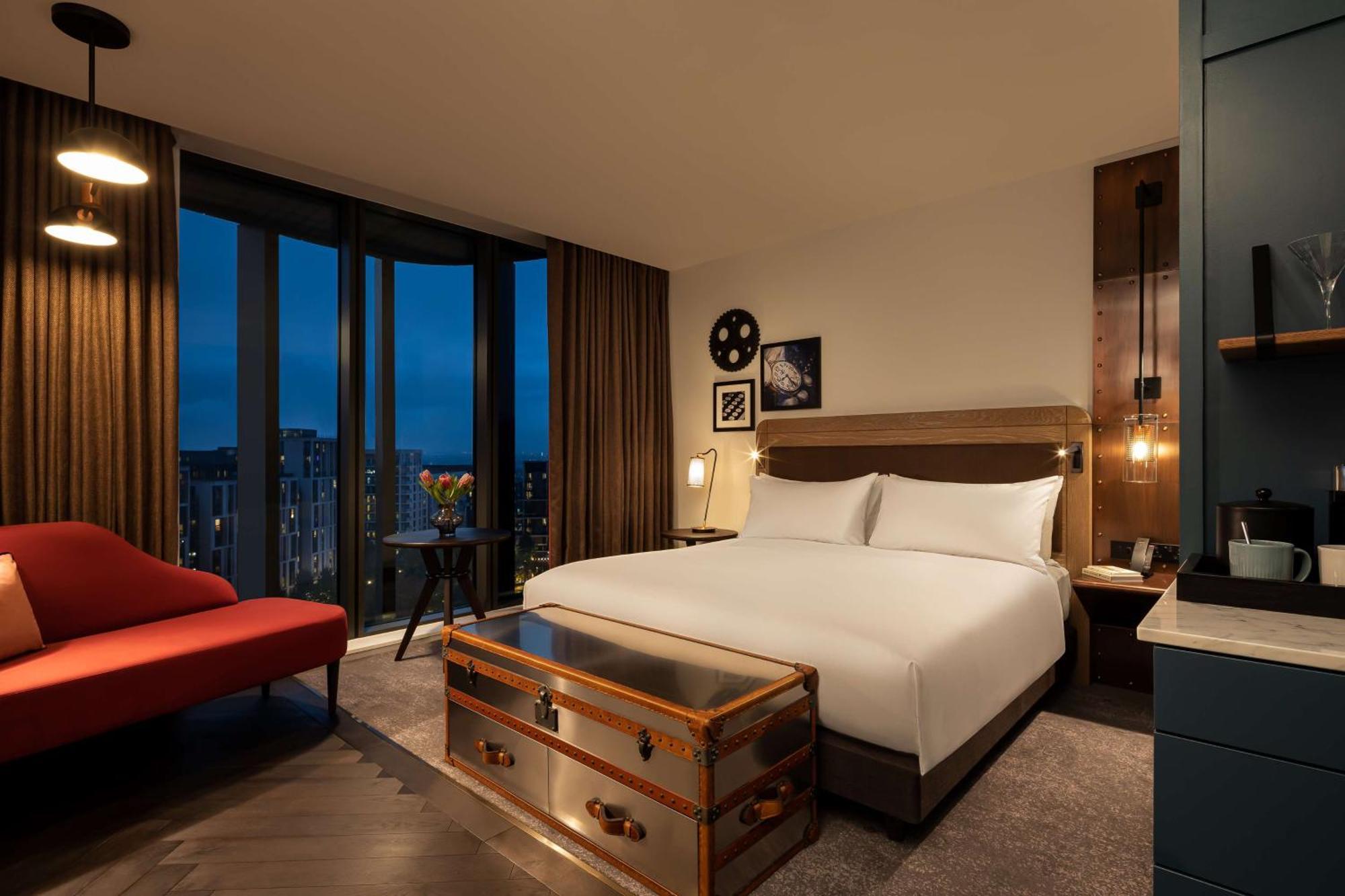 The Gantry London, Curio Collection By Hilton Hotel Exterior photo